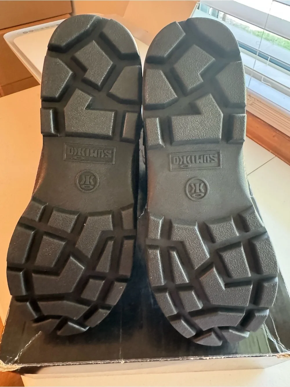 Sumikko Uranus Burgandy Leather 8in Boot, Size 8 Men’s. Brand New in Box